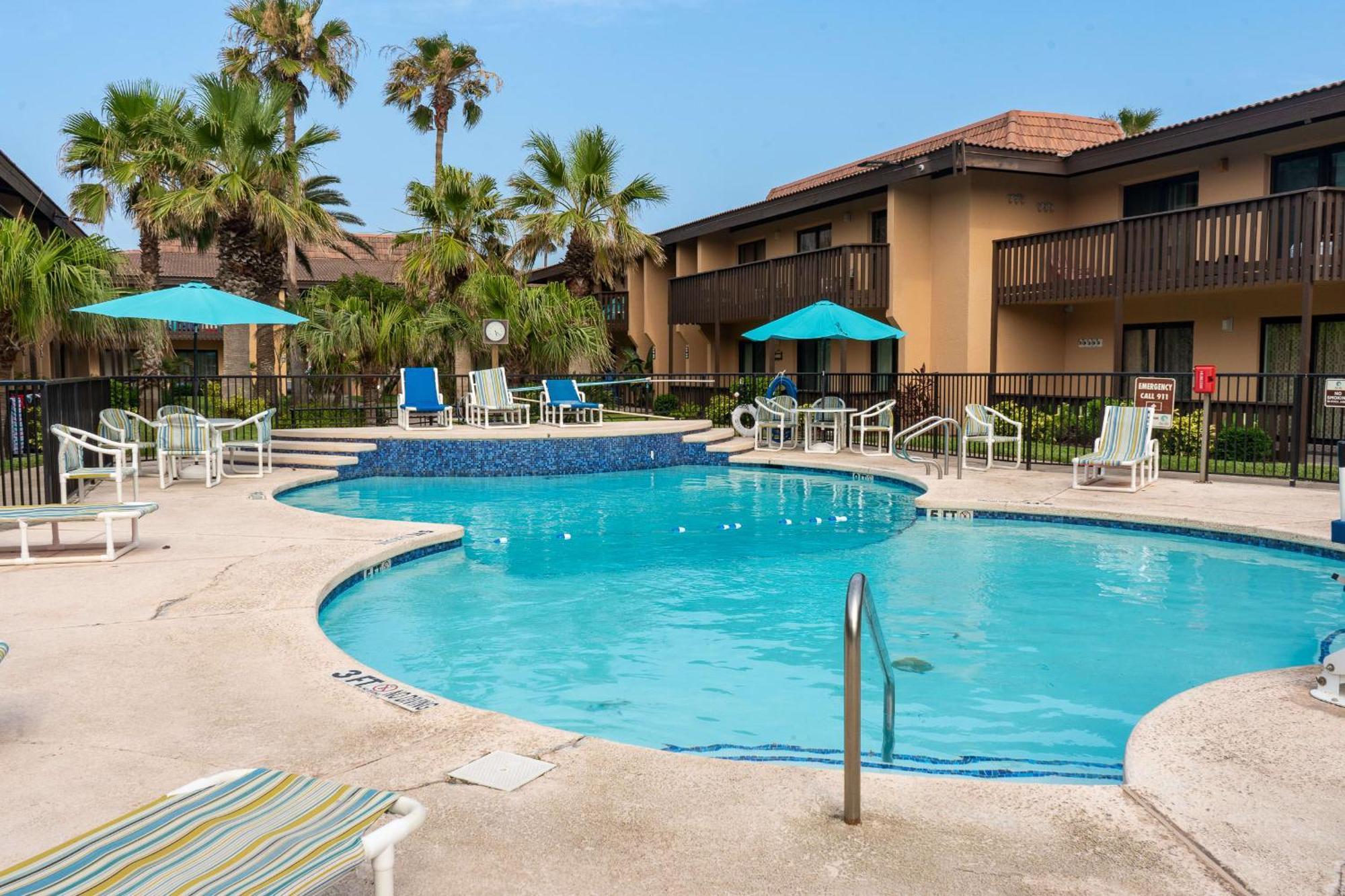 Kingfishers Retreat Serene 1Br Escape With Balcony 207 South Padre Island Exterior photo
