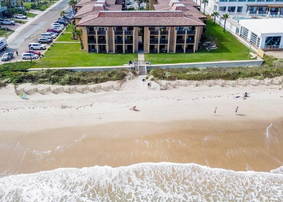 Kingfishers Retreat Serene 1Br Escape With Balcony 207 South Padre Island Exterior photo